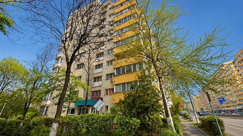 Doamna Ghica apartament 3 camere acces direct Parc Plumbuita, renovat